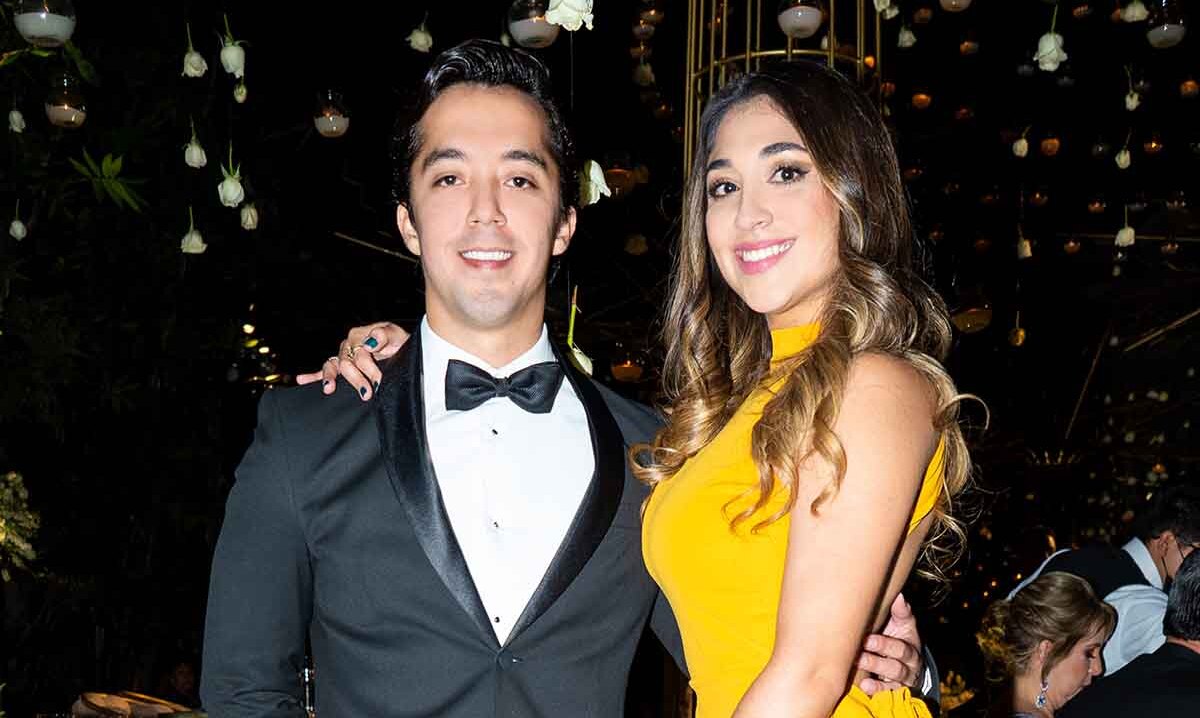 Edgar Barrales y Estefania Barrales