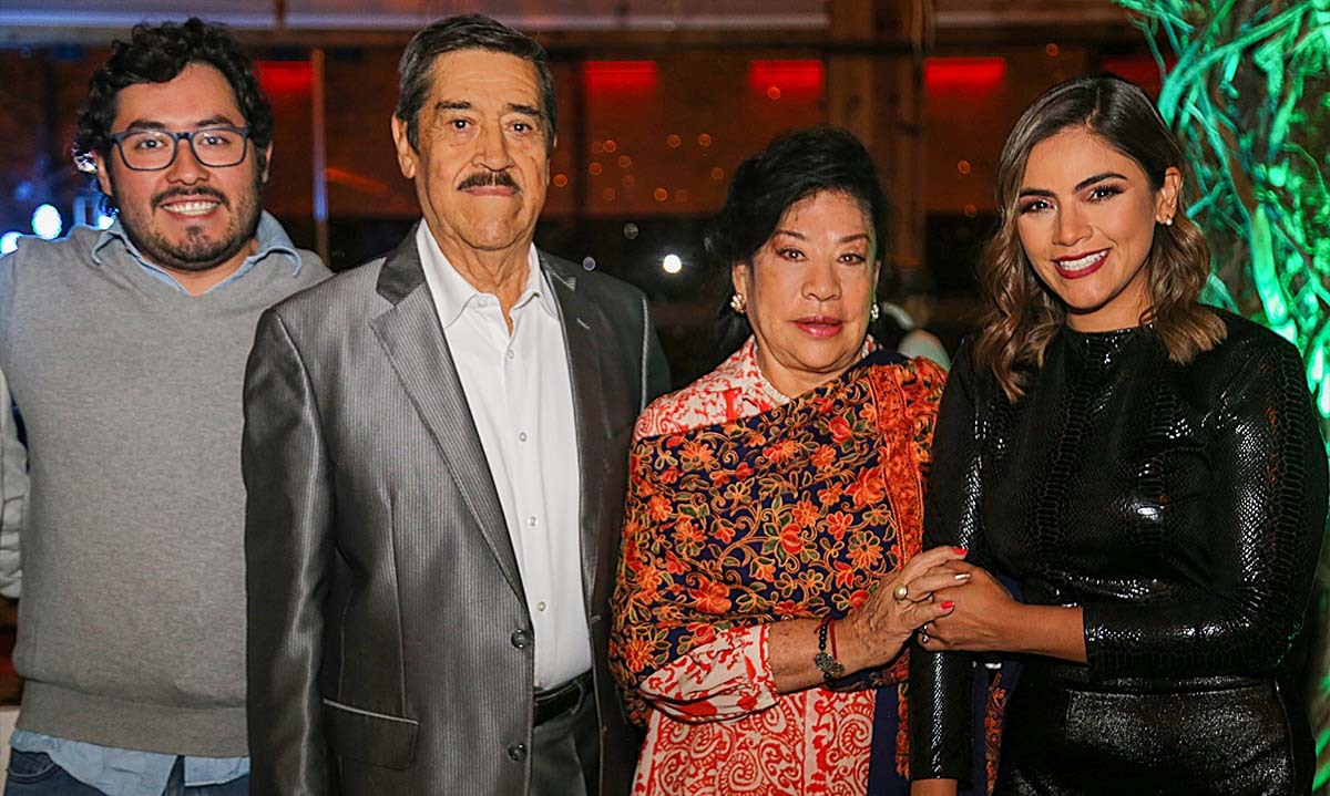 Víctor Hugo Briseño, Víctor Briseño, Malena Mendoza y Sereth Nava