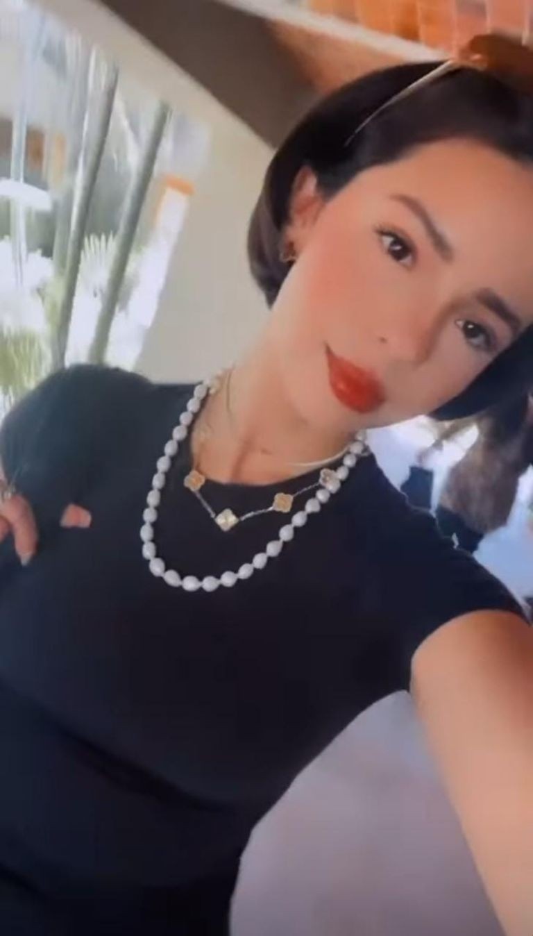 angela