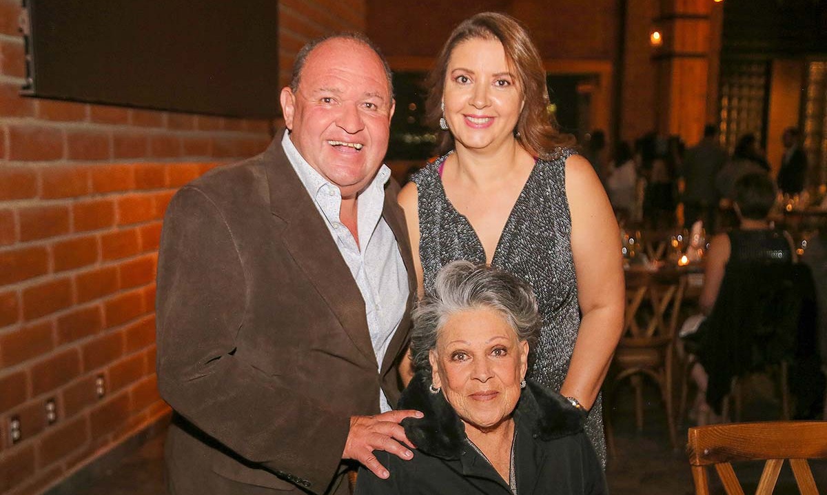 Enrique Samperio, Diana Leberman e Isabel González