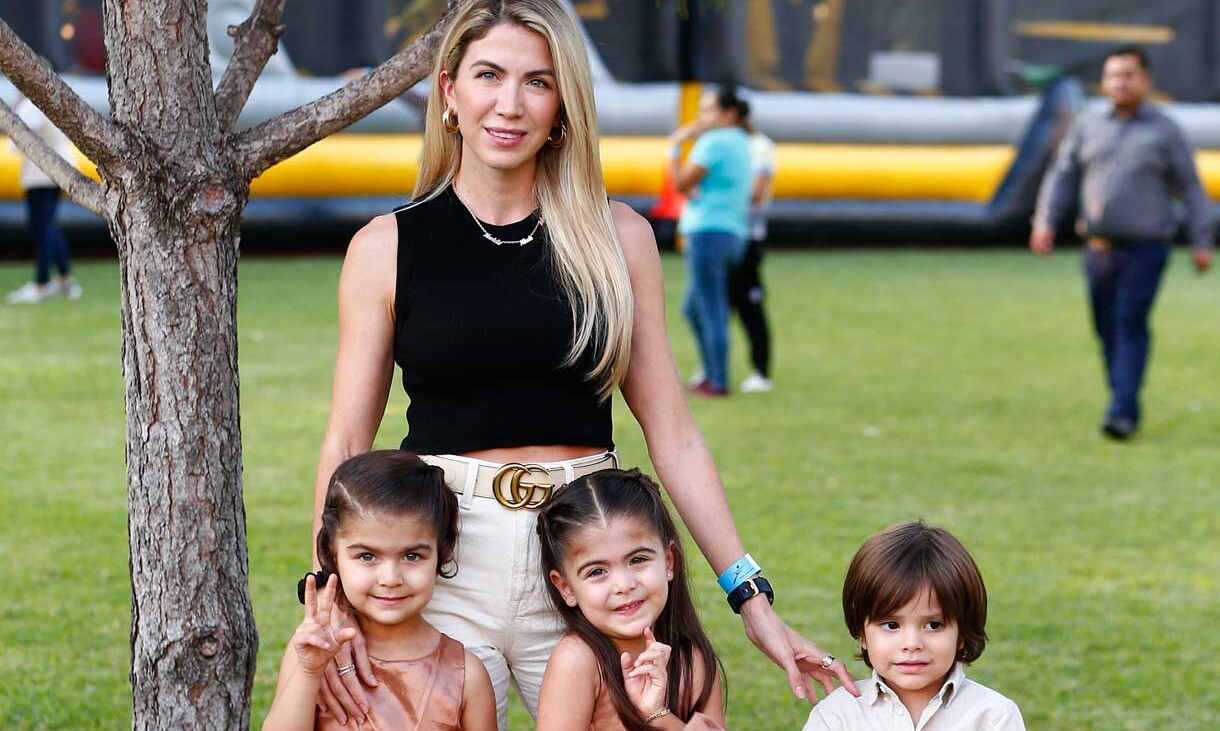 Roberta Santos, Nicole Santos, Aaron Santos  y Caro Bravo