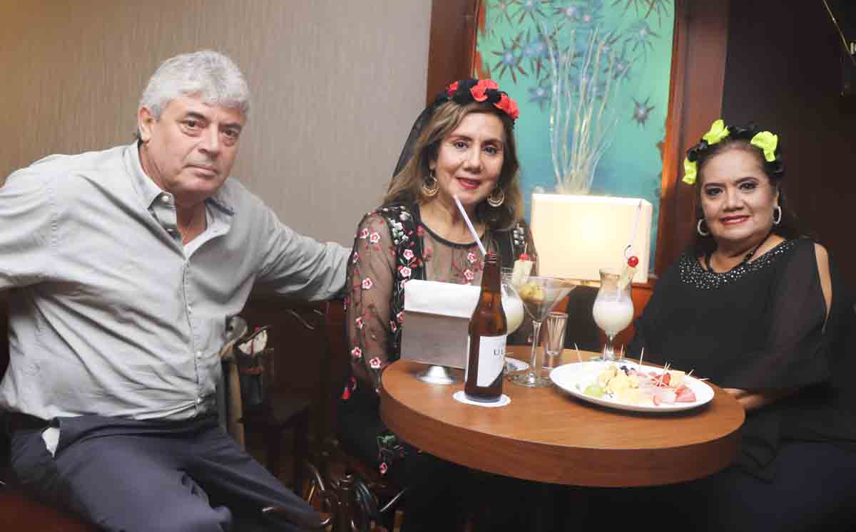 Carlos Jiménez, Maru Jiménez y Paty Castillo / Fotos: Dennis Hernández