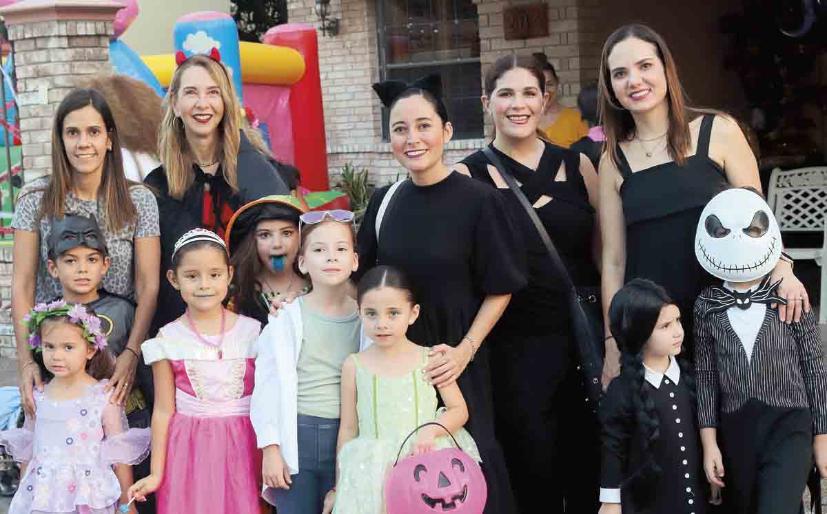 Rocío Arias, Ana Lilia Martínez, Mónica Hamellius, Andrea Galván y Victoria Galván / Fotos: Dennis Hernández