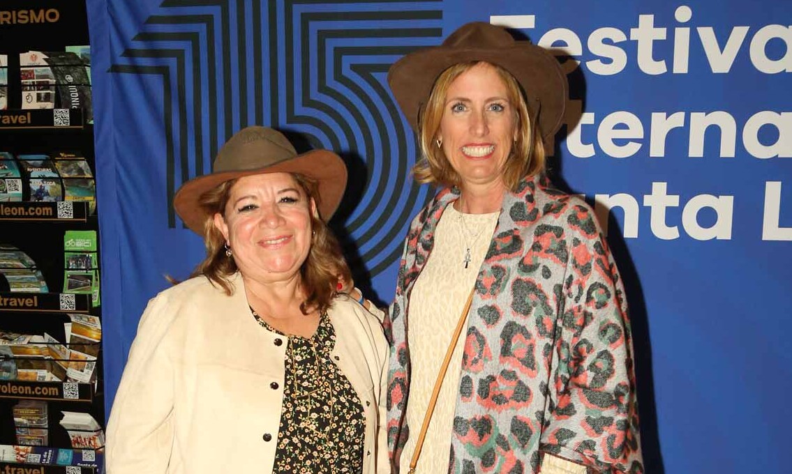 Lupita García y Magaly Meyer