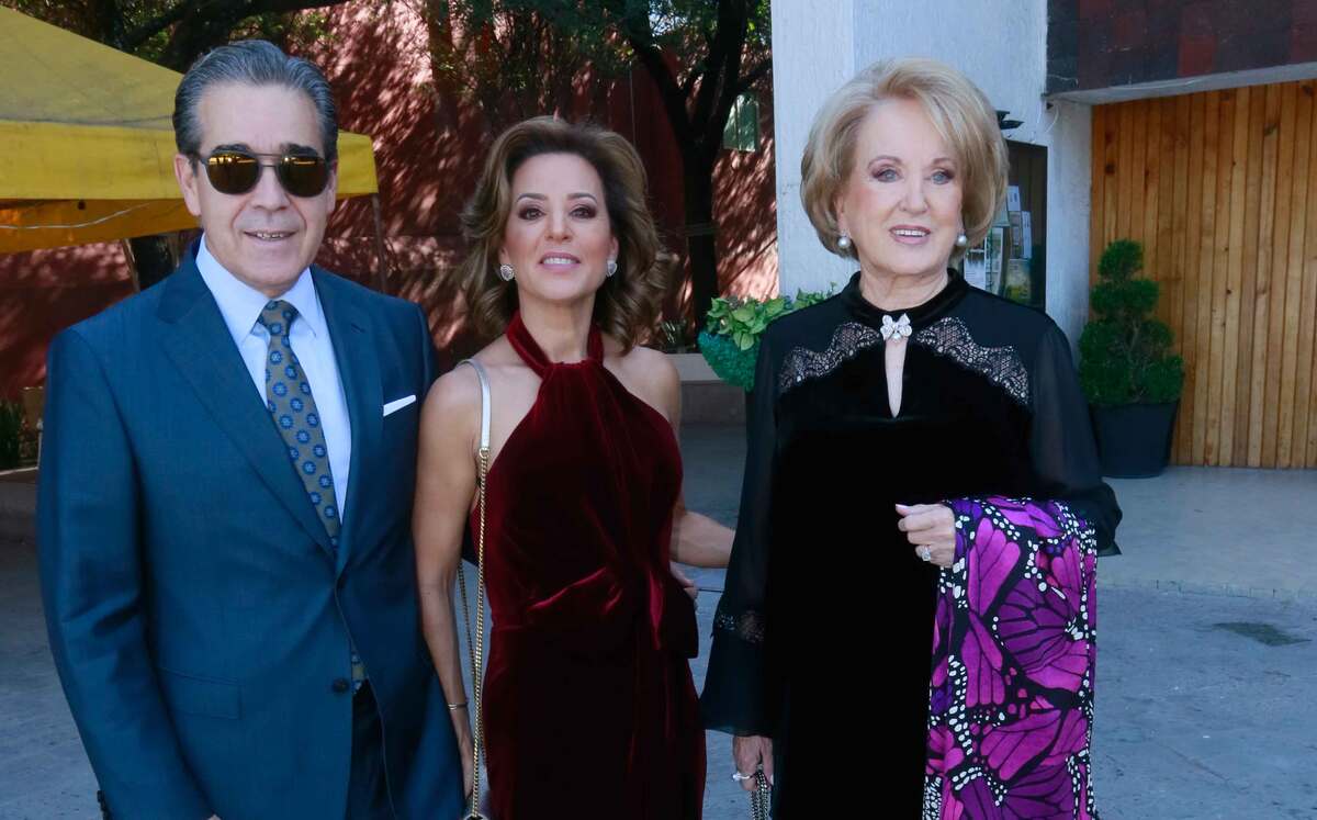 Francisco Treviño, Silvia Reyes de Treviño y Silvia García de Reyes