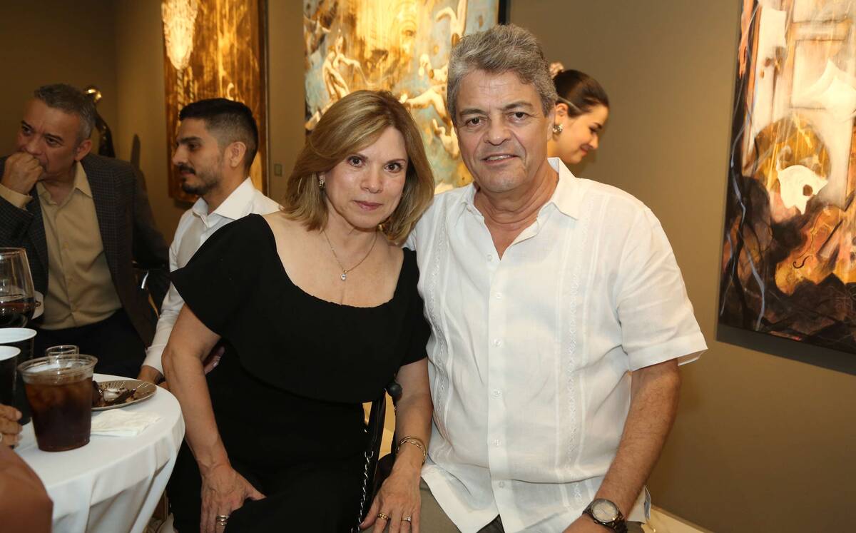 Ninfa Vázquez Meyado y Mauricio Váquez Meyado