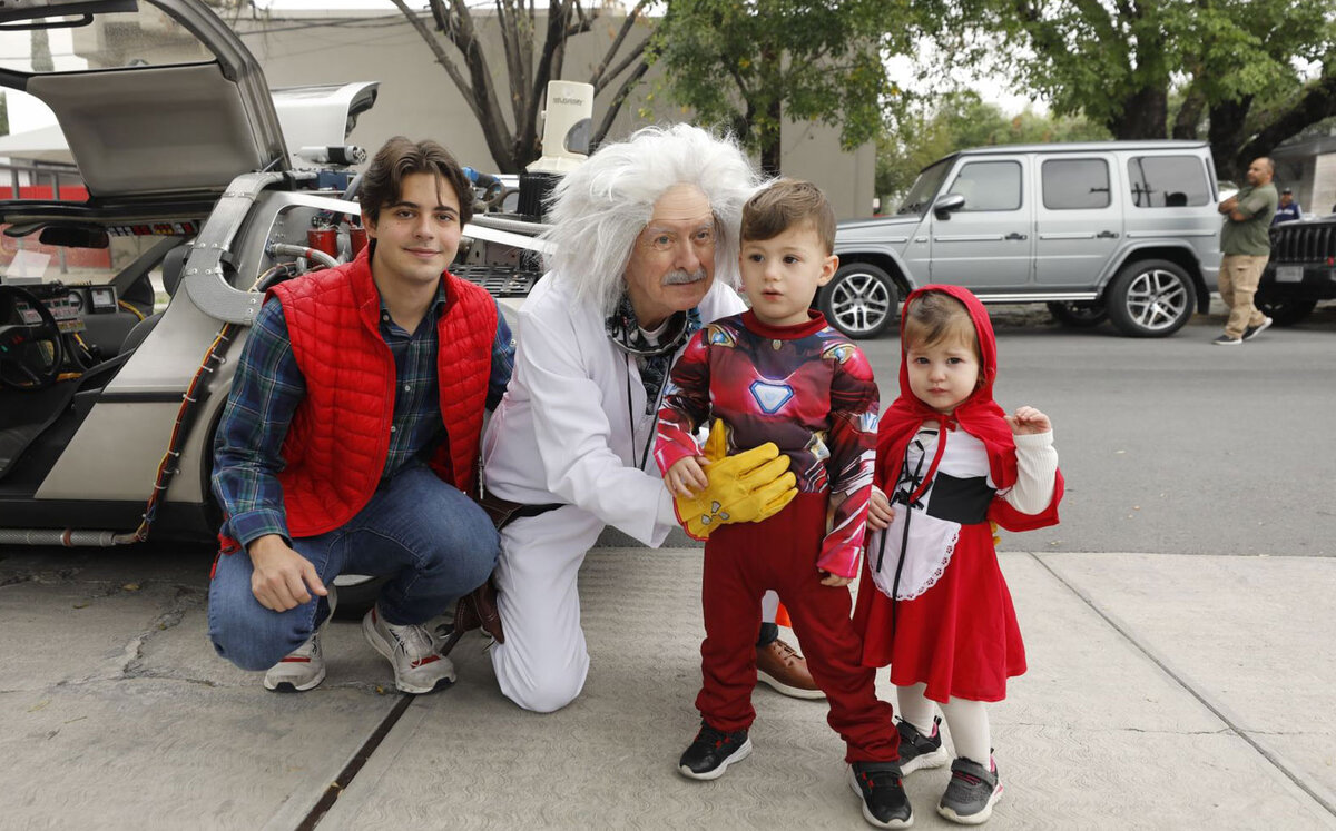 Santiago Noyola, Mike Severeid, Mateo Gumán y Martina Guzmán