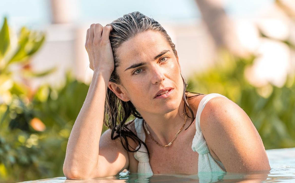 Karla Souza 3