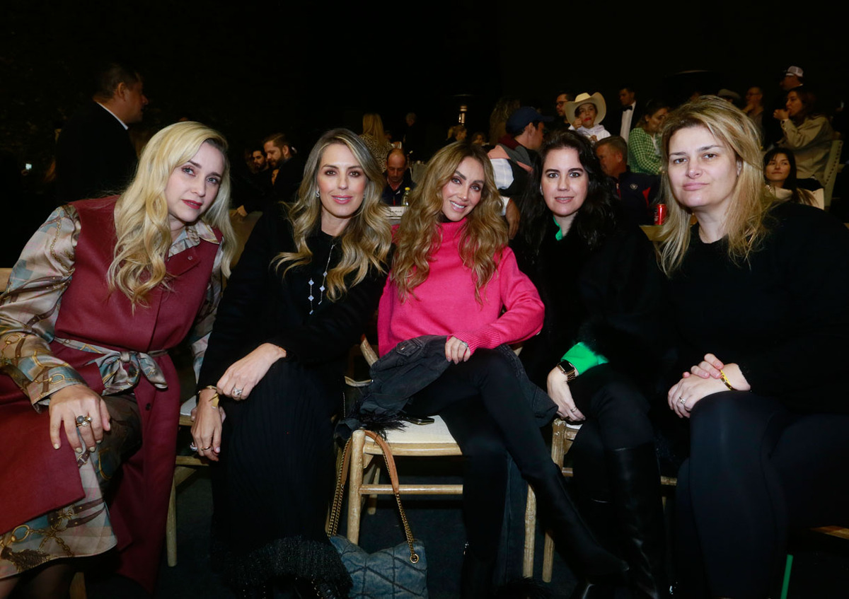 Arahi Domínguez, Lorena Arullán, Anahí Puente, María Zepeda,  Marcela Zambrano