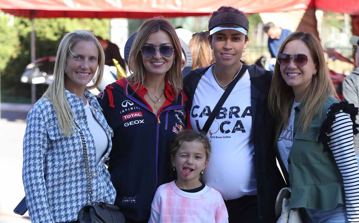 Karla Treviño, Mónica Leal, Cristina Barraza, Karina Salazar y Paula María Garza