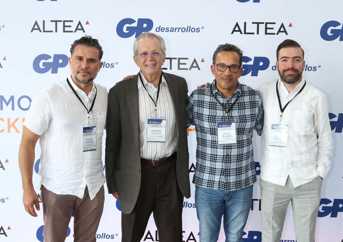 Miguel Cavazos, Andres Ochoa, Feliz Tejeda y Héctor TIjerina