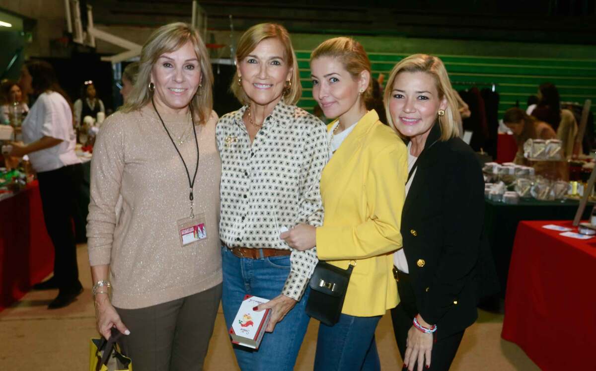 Nancy Santos de Rueda, Margarita Romo de Arnaud y Eugenia Arnaud