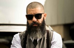 Dejar crecer el bigote y la barba puede salvar vidas. (FOTO: Pexels)