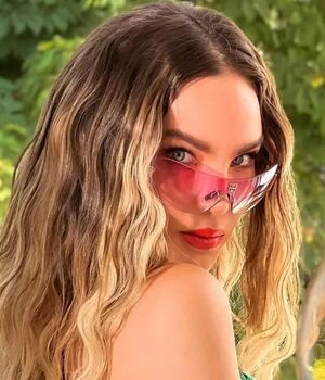 Belinda y cómo llevar un bikini de 3 piezas como una experta (Foto: Instagram)