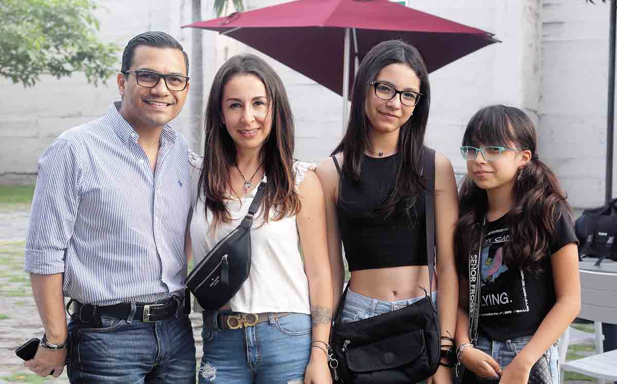 Eamon Álvarez, Zamanta González, Sofía Álvarez y Tabatha Álvarez / Fotos: Dennis Hernández