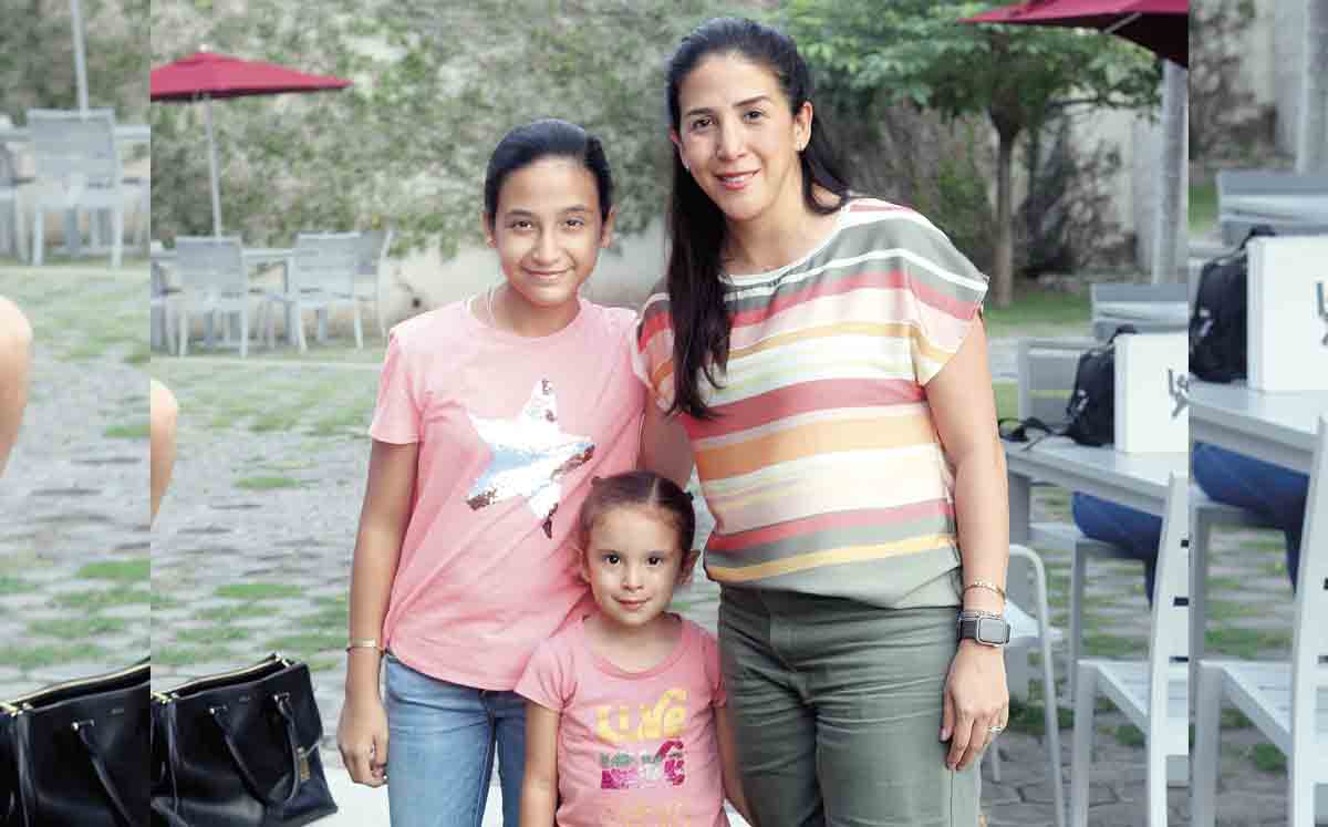 Ana Esther Cruz, Ana Valeria Cruz y Ana Daniela Hernández / Fotos: Dennis Hernández