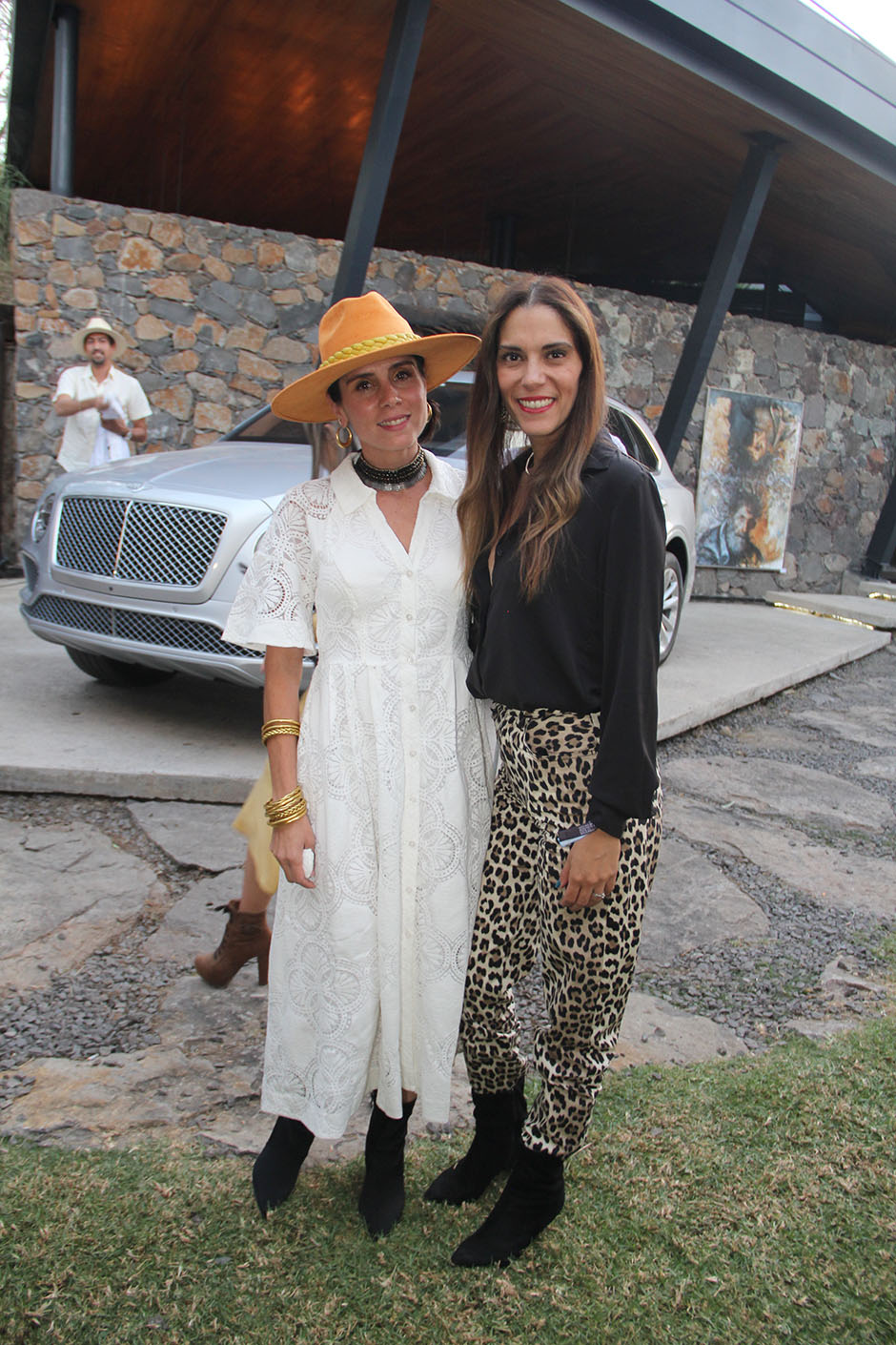 Alejandra Jiménez y Andrea Moller