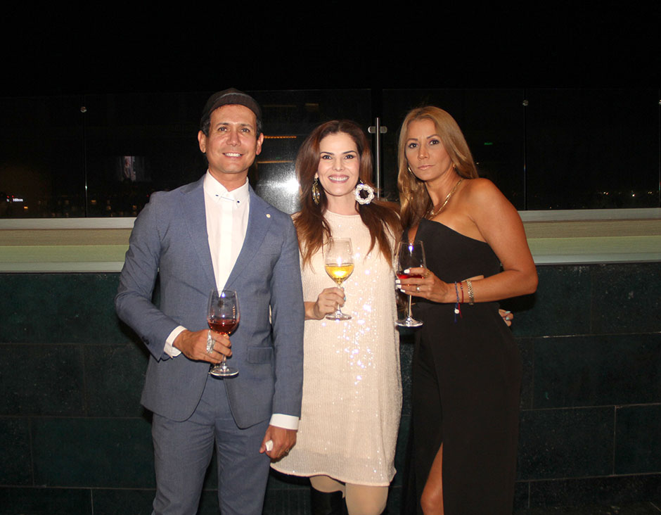 Alejandro Villalpando, Karla Larrañaga y Minerva Aponte