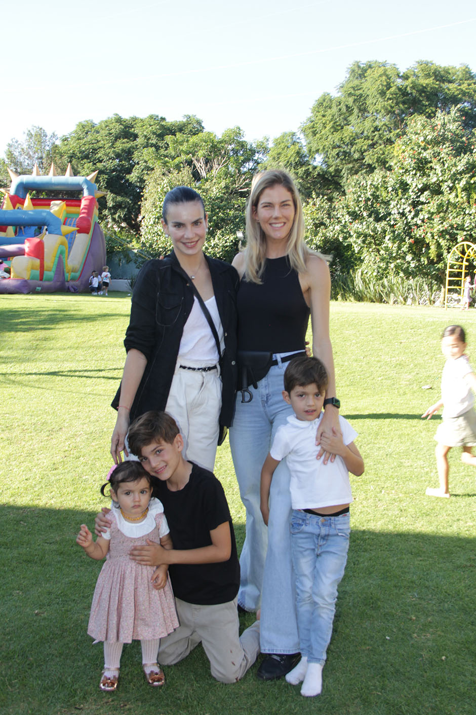 Ayari Anaya, Stefanie Hinrichsen, Rafaela Ibarra, Pedro de Anda y Sebastián de Anda.