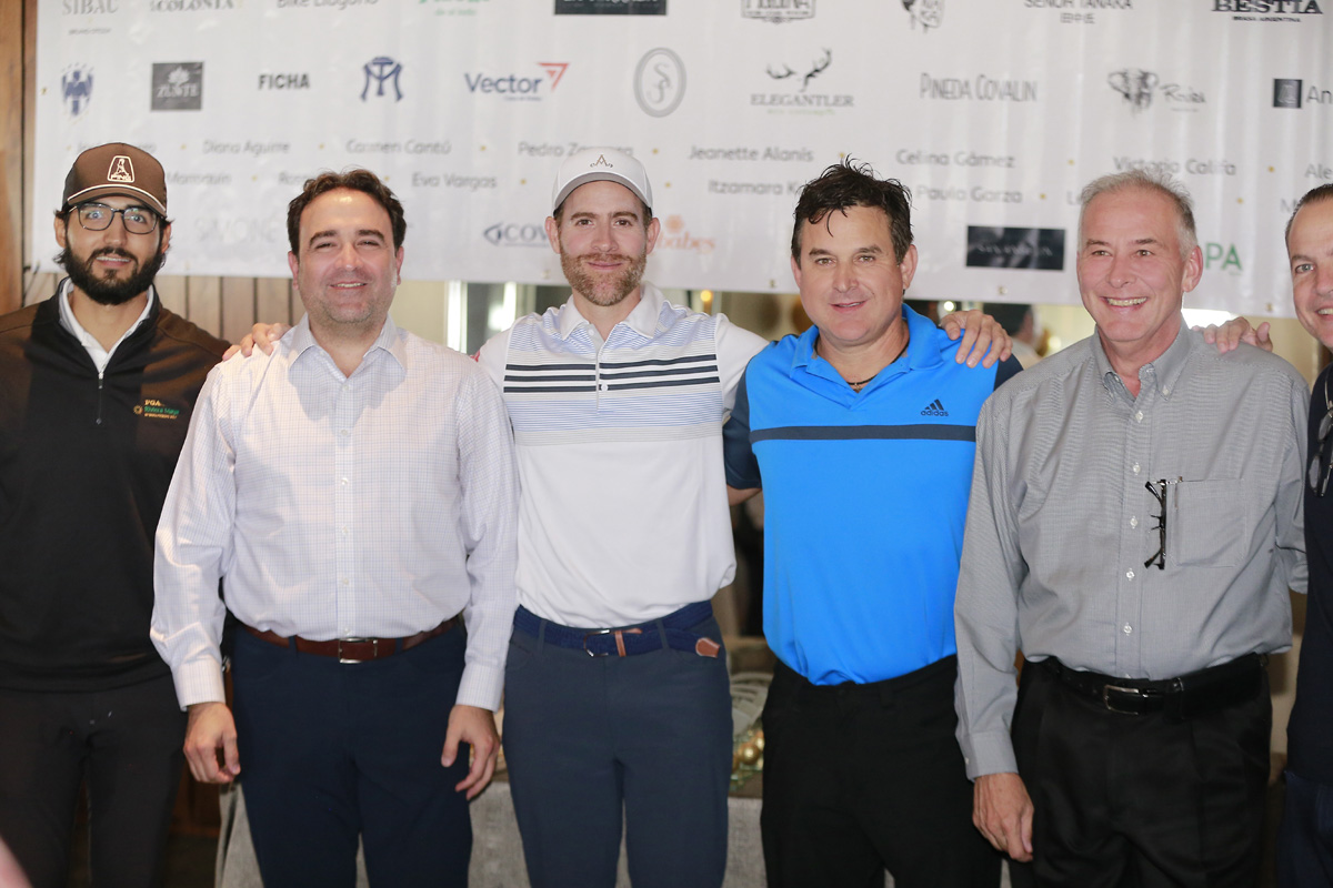 Carlos Álvarez, Eugenio Alanís, Marcelo Gutiérrez, Guillermo Martínez y Ramón Treviño