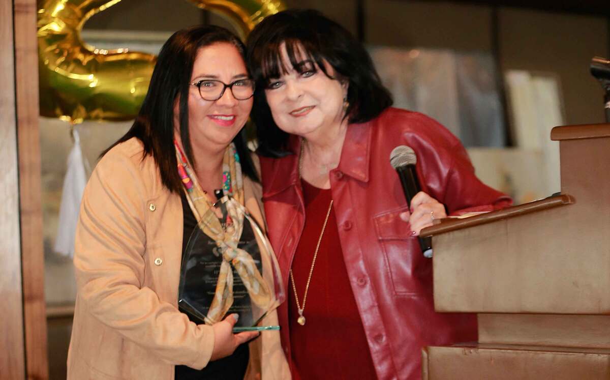 Claudia Aguado  y Emely Canavati de Assad