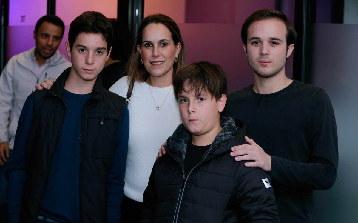 Diego Fausch, Valeria Toussaint, Pablo Fausch y Fernando Cueva