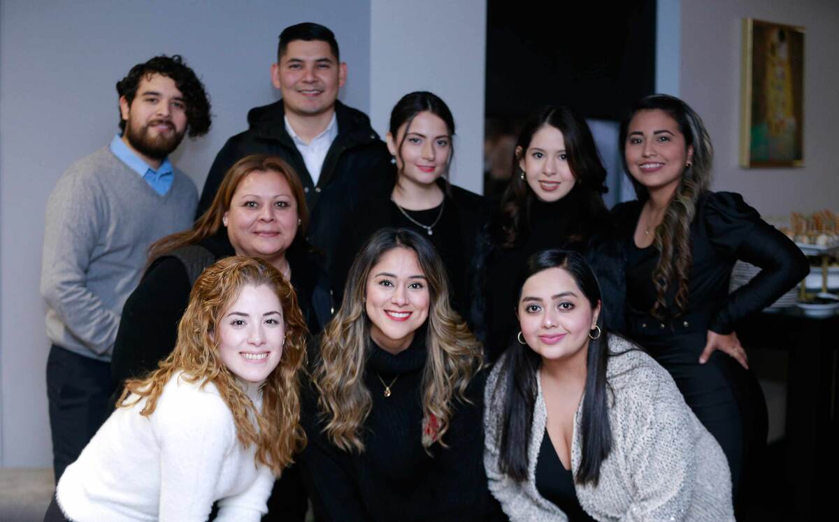 Elvis Sosa, Cesar Lopez, Dariela Medellin, Melissa Salazar, Karla García, Liliana Palomino, Fabiola Tijerina, Astrid Martínez y Michelle Ramirez