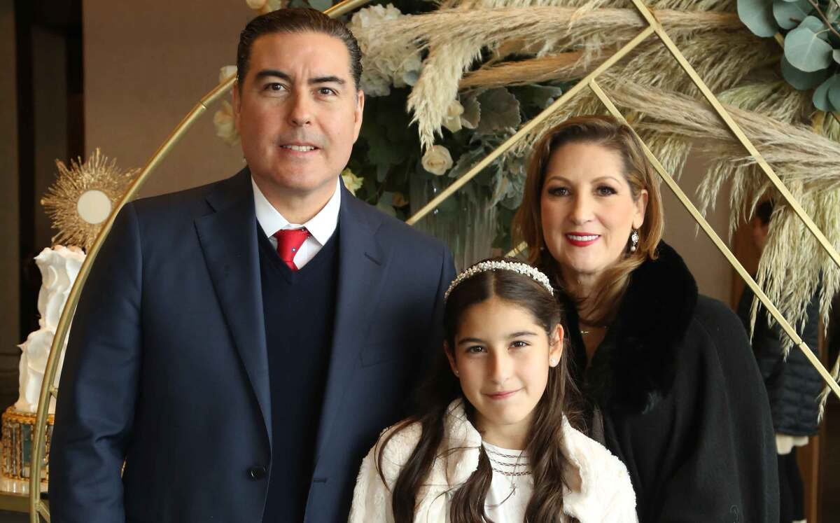 Ernesto Palacios, Hada Miselem y Mariana Palacios