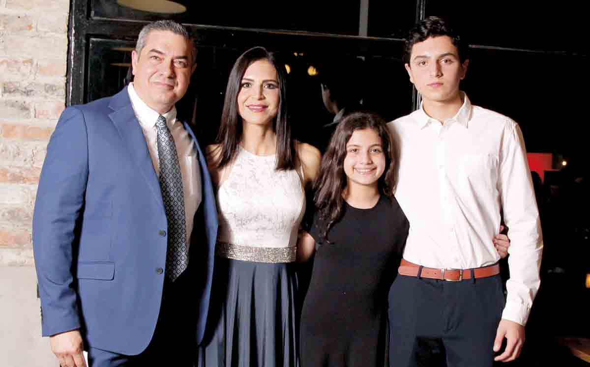 Sergio Salazar, Silja Edgar, Scarlett  Salazar y Sergio Salazar / Fotos: José Chang