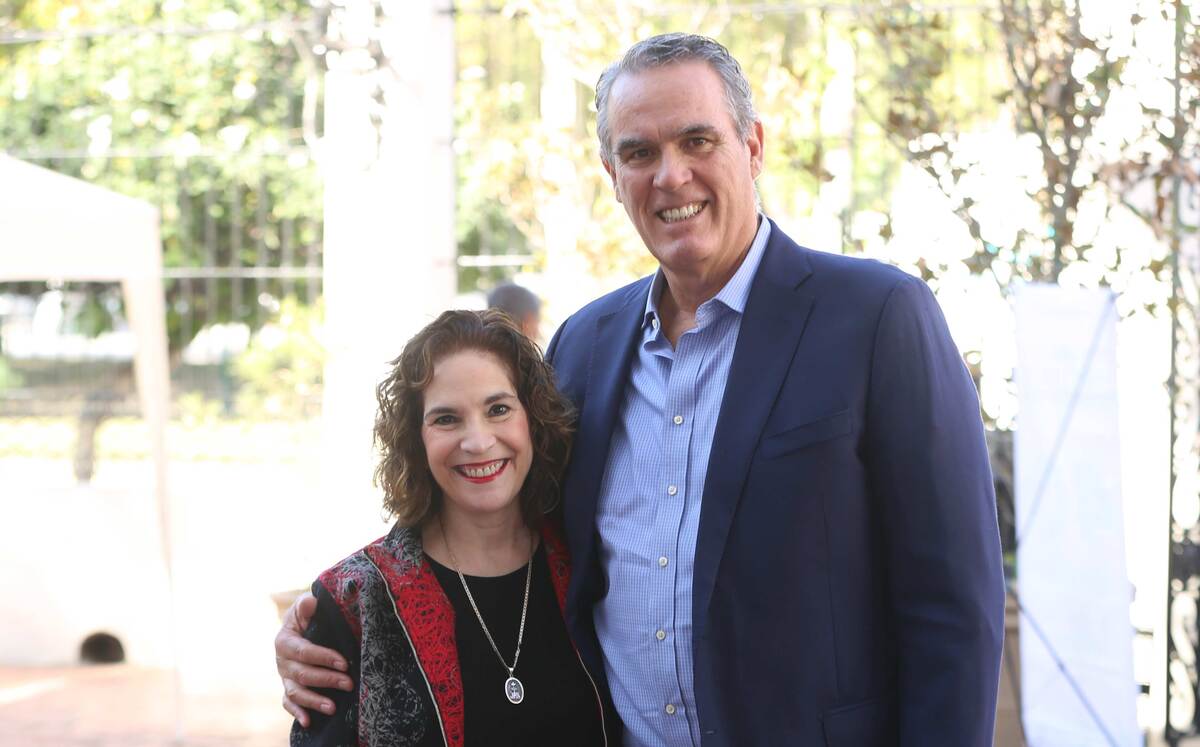 Tere Villarreal de Dillon y Roberto Dillon