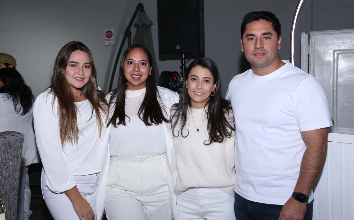 Cristy, Marifer, Rebeca y Carlos