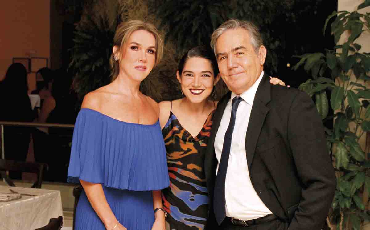 Francisco Kuri, Sonia Kuri y Sonia de Kuri / Fotos: José Chang