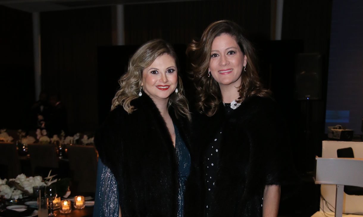 Sara Marroquín de Cuevas y Gaby Galván