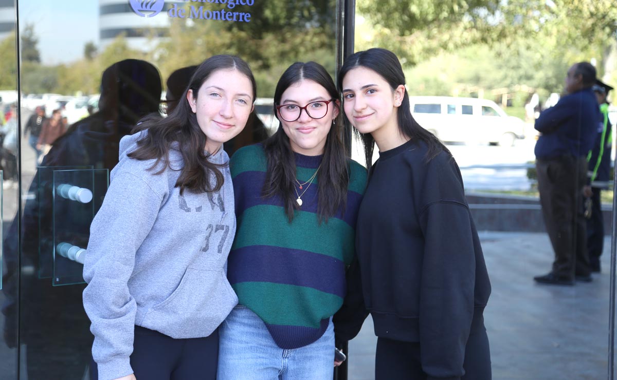 Ángeles, Valentina y Natalia
