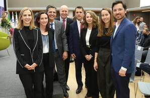 Carmen Garza T, Lucía Elizondo, Eduardo Garza T, Hernán García,  Antonio Salinas, Carmen Junco, Paulina Cueva y  Marcelo Garza T. Fotos: Roberto Alvar