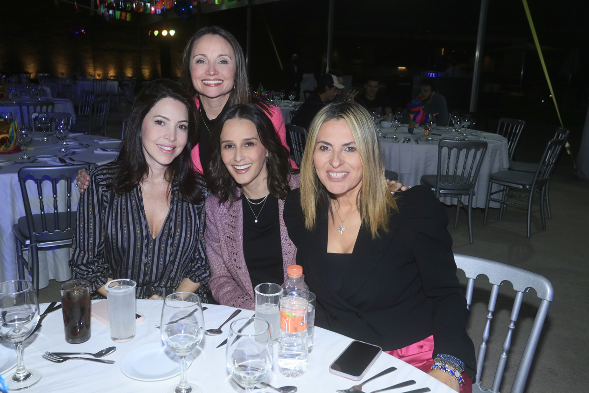 Cristina Camargo, Mayra Macías de Canavati, Gaby Beltrán de De la Garza y Cruz María Cantú