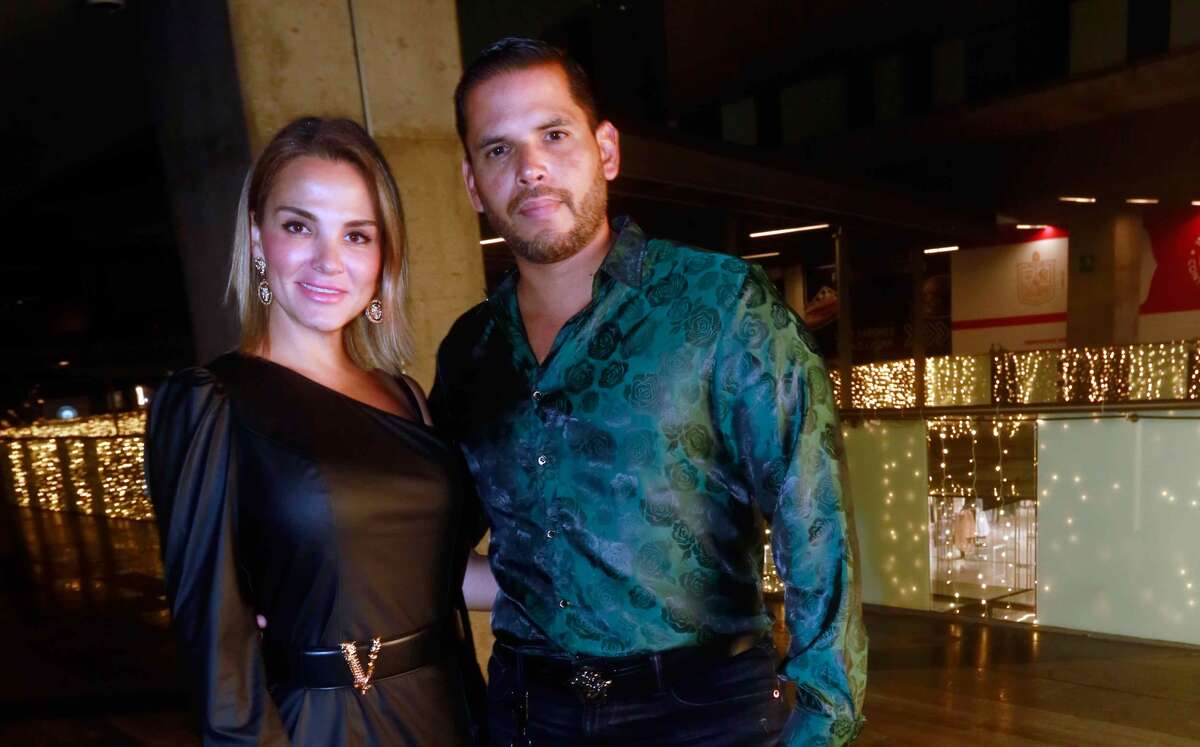 Lucy Garza y Luis Mendoza