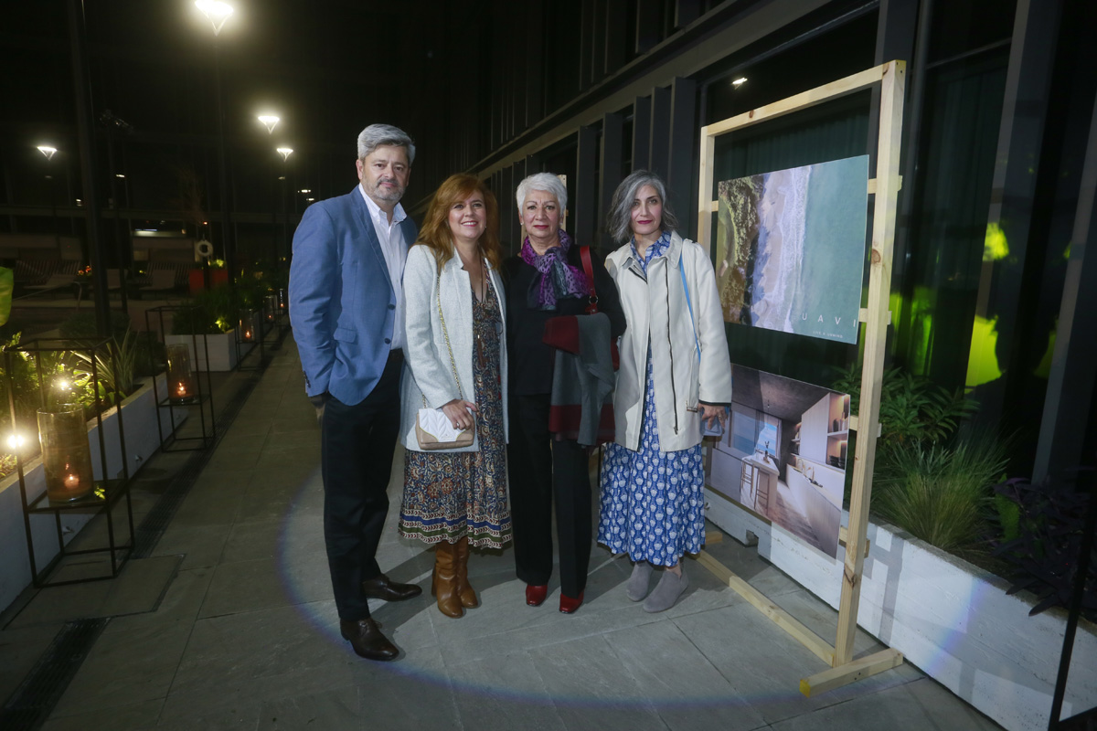 Mauricio Cruz, Alejandra de Cruz, Judith Almeida y Gabriela Rodríguez