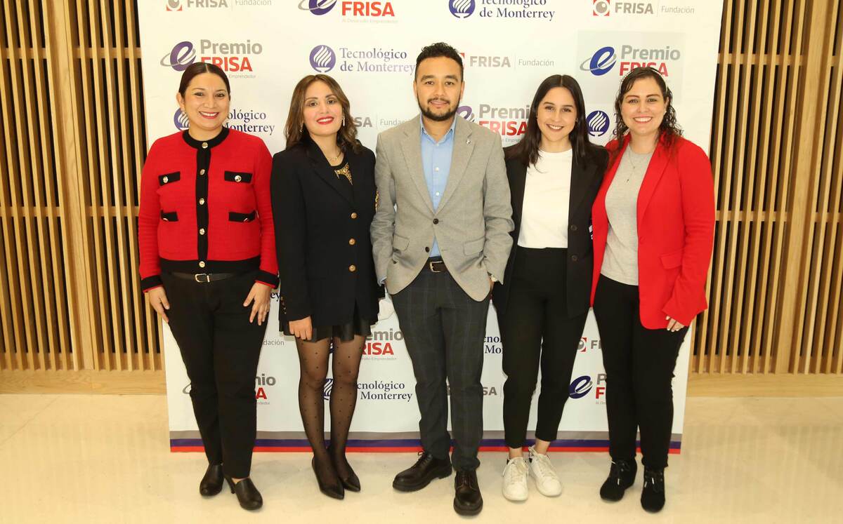 Nora Hernández, Rocio Farias, Aldair Caballero, Arely Ibarra y Leslie Rojas