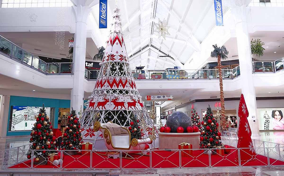 Pino de Navidad de Galerías Laguna