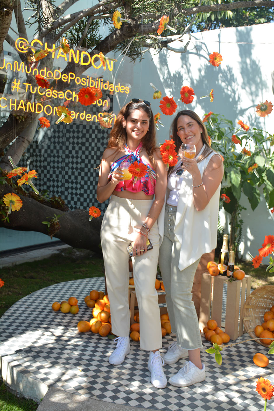 Mayra Godoy y Samantha Ríos