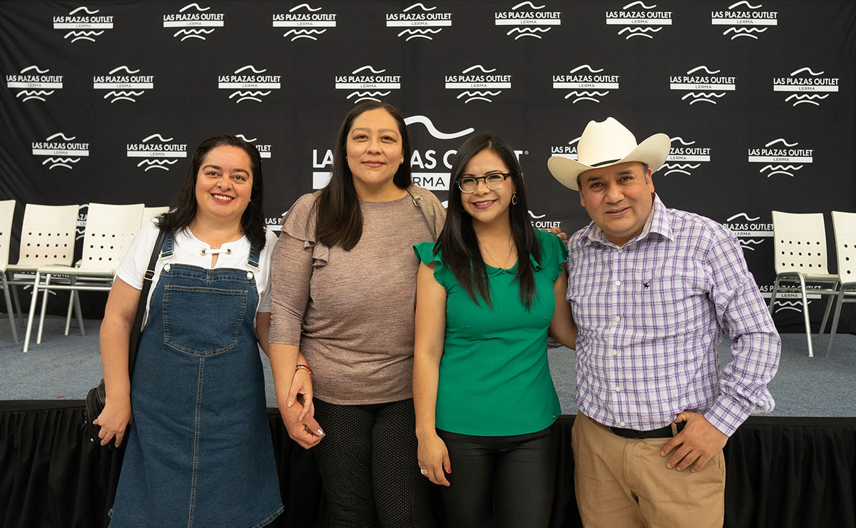 Rosylu Ortega, Lorena Guadalupe Cruz, Sarai Gutiérrez y Mauriliio Campos
