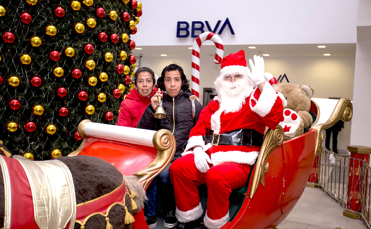 Nuevo Molino dió la bienvenida a la Navidad con el encendido del árbol