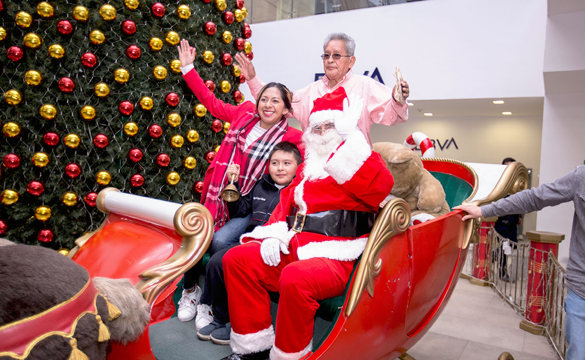 Nuevo Molino dió la bienvenida a la Navidad con el encendido del árbol