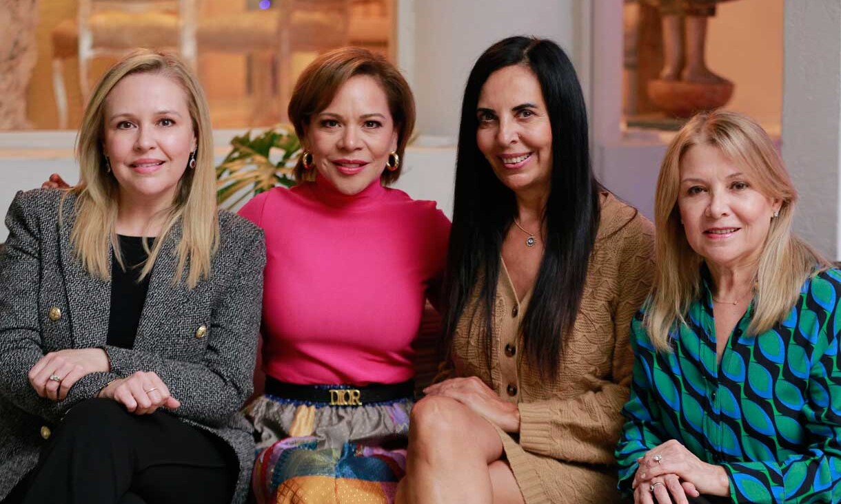 Gaby Valdés, Cristy Perez, Liz Cantú y Cristy Valdés