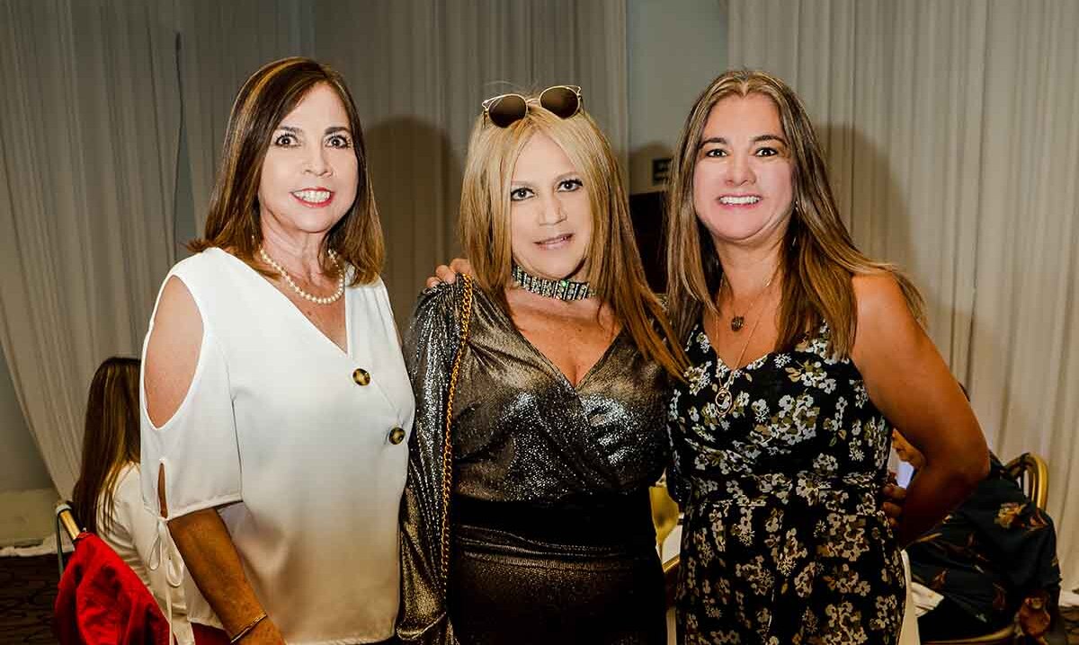 Ana Luisa Parra, María Angélica Parra y Sandra Villalpando