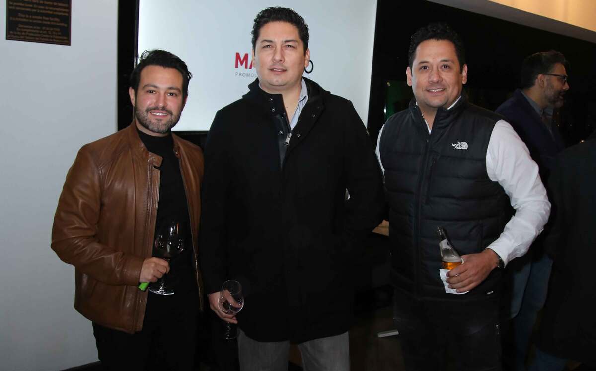 Adrián Leal, Marco Mendoza y Eduardo Mendoza