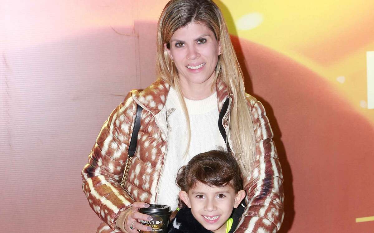 Gloria Albores y Layla Arreaga