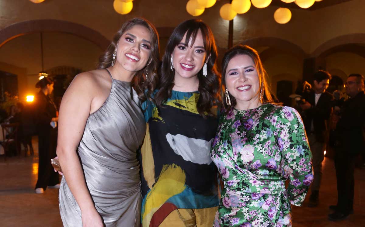 Isabel, Crisanta y Zabrosammi