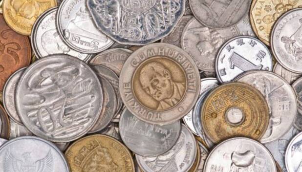 Cómo cuidar tus billetes y monedas para venderlos más caros